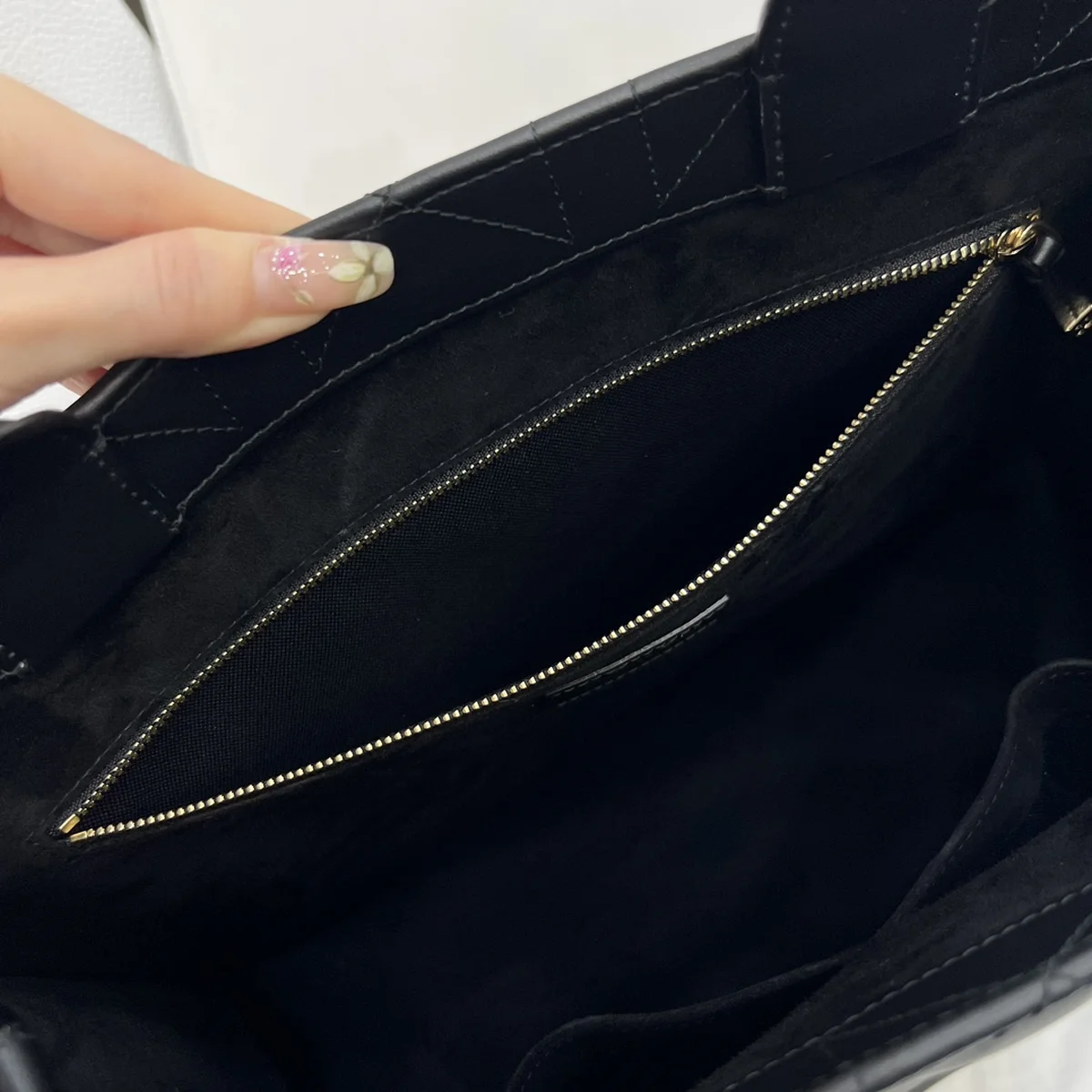 高仿包直銷Dior Book 黑色托特包包MM-M1324正品級別-貨到付款