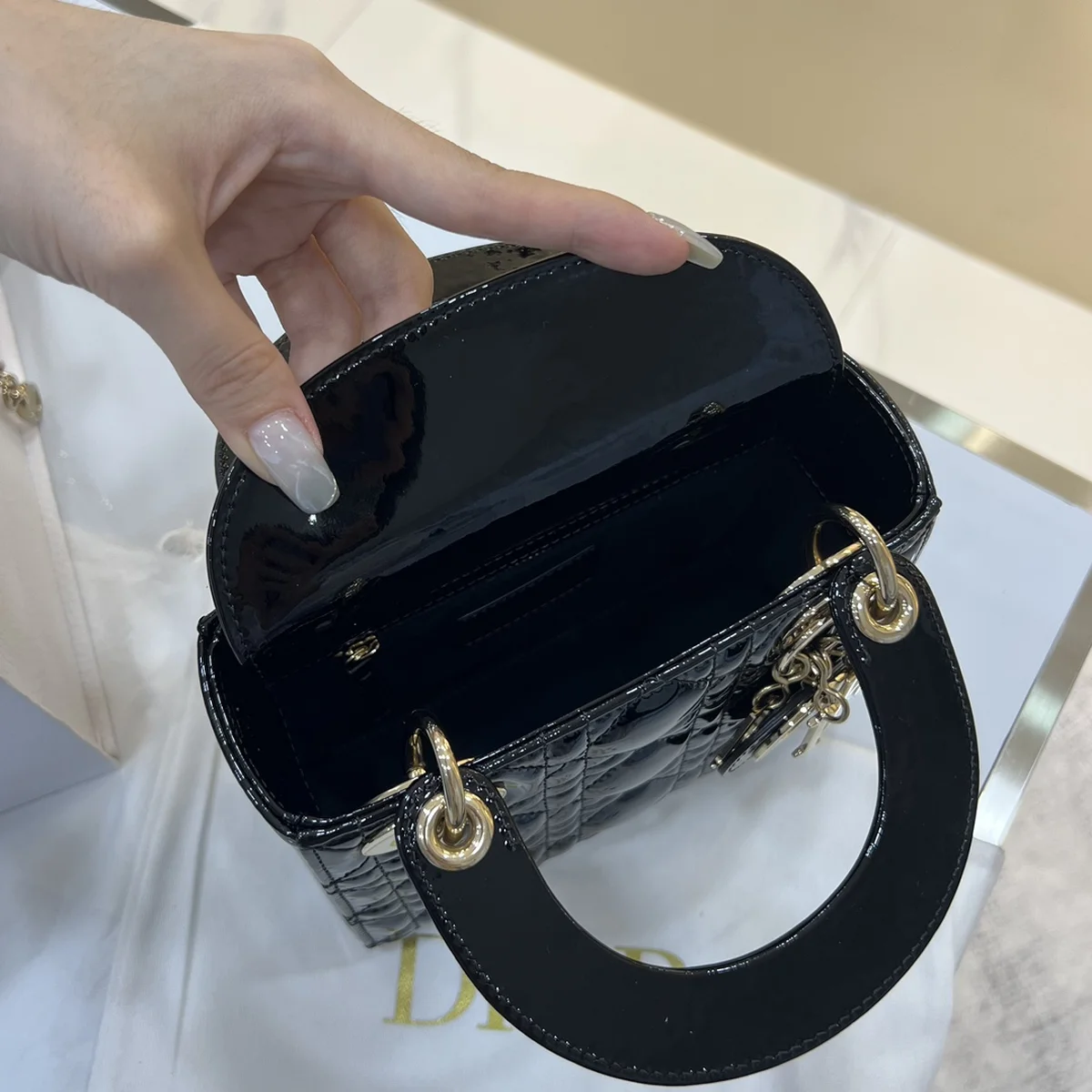 頂級高仿包Dior Lady 黑色 羊皮斜挎包PM-M0505正品級別-貨到付款