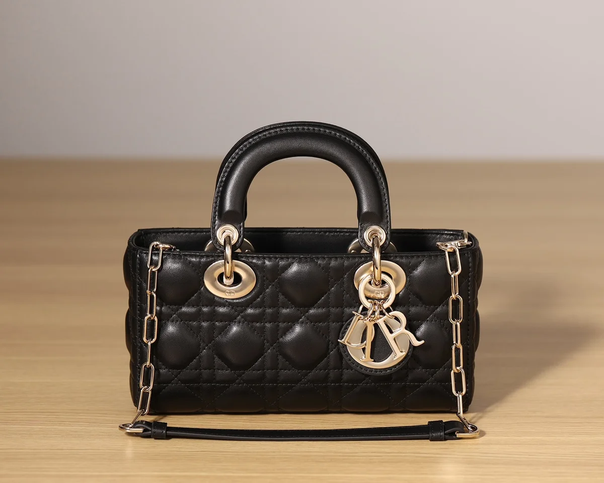 高仿包零售Dior Lady 黑色斜挎包PM-M0613正品級別-貨到付款