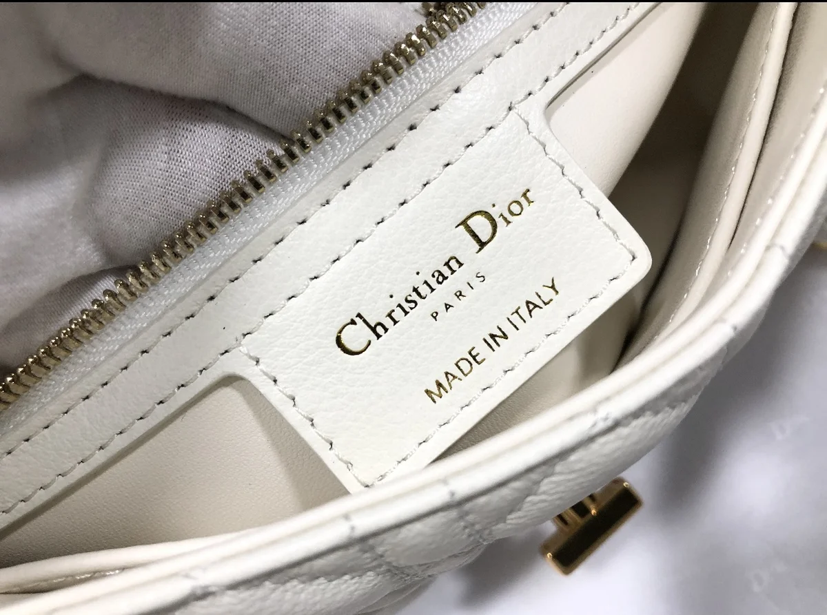 高仿名牌包Dior Caro 象牙色 小牛皮斜挎包MM-M9242正品級別-貨到付款