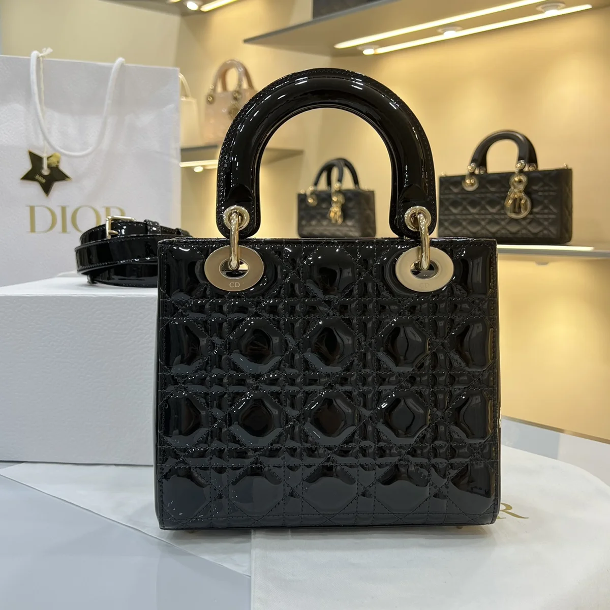 高仿包Dior Lady 黑色 小牛皮斜挎包PM-M0531正品級別-貨到付款