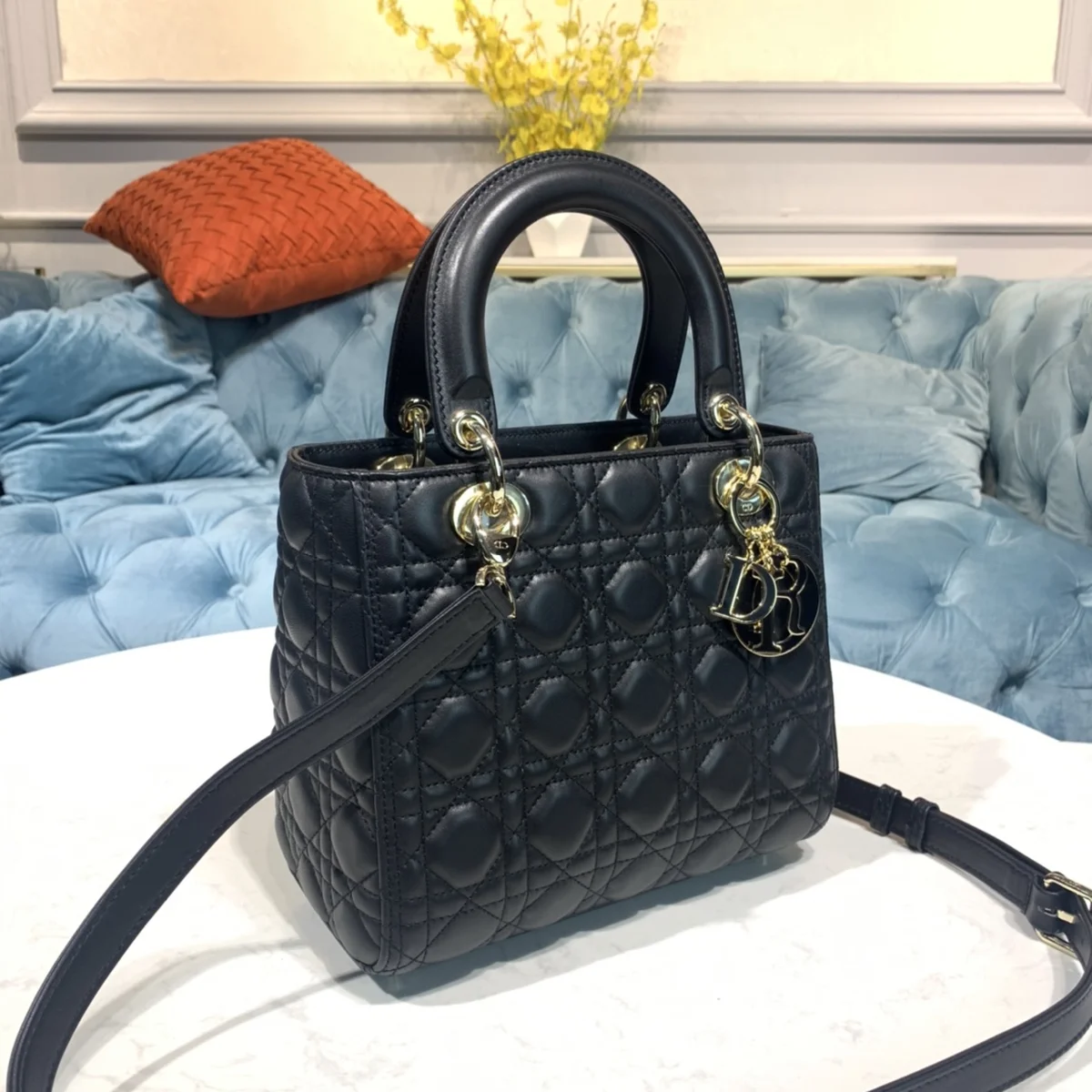 高仿包批發Dior Lady 黑色 小牛皮斜挎包MM-M0565正品級別-貨到付款