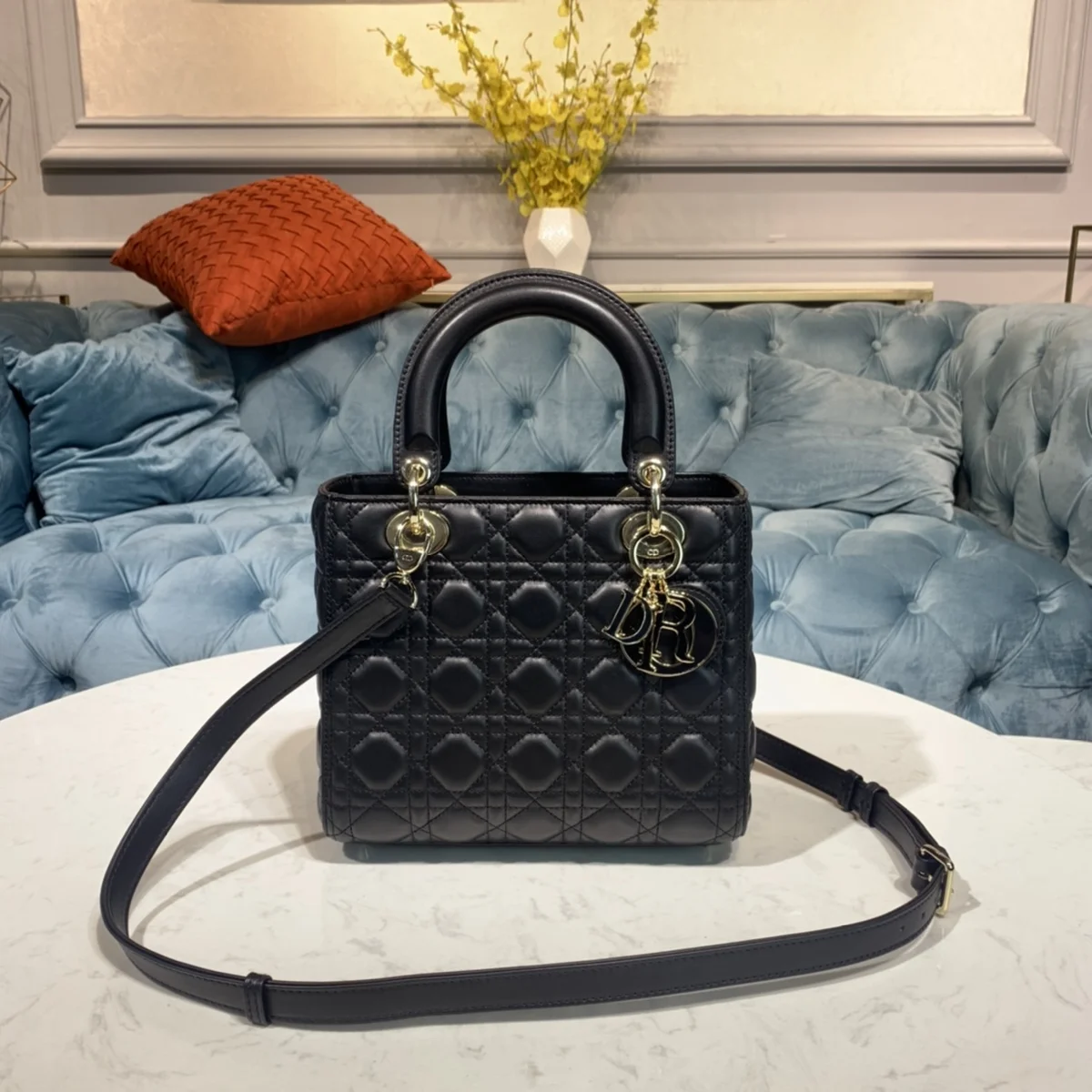 高仿包批發Dior Lady 黑色 小牛皮斜挎包MM-M0565正品級別-貨到付款