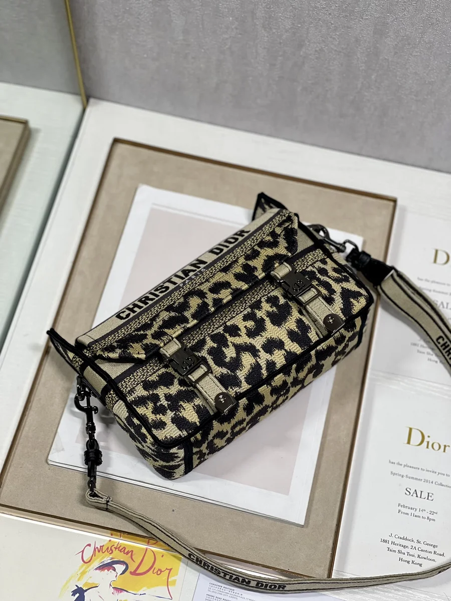 高仿奢侈品包Dior Oblique 藍色 布料斜挎包PM-M1241正品級別-貨到付款