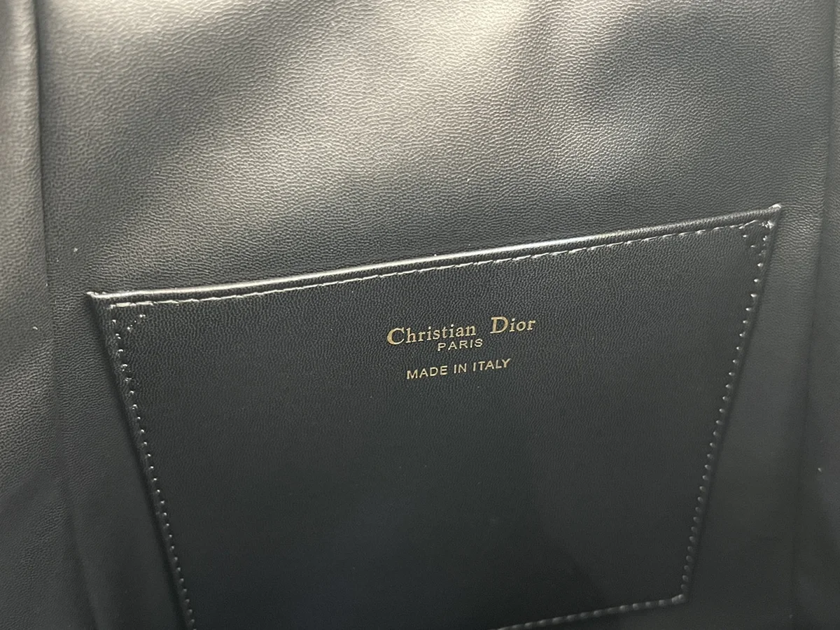 高仿包零售Dior Caro 黑色 羊皮背包MM-M6301正品級別-貨到付款