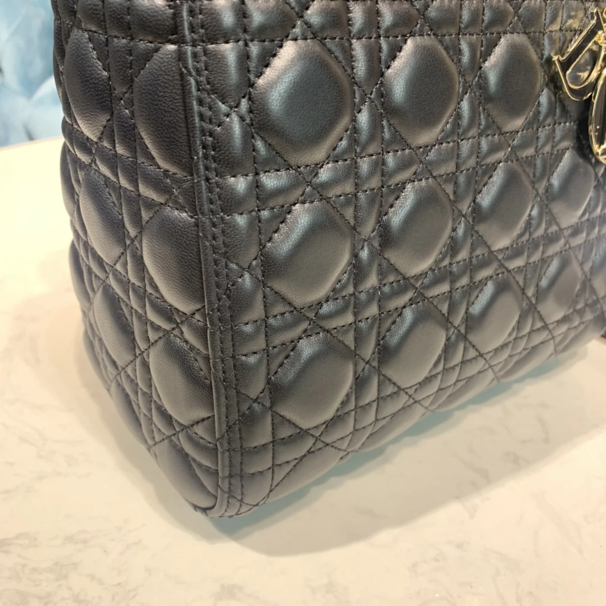 高仿包批發Dior Lady 黑色 小牛皮斜挎包MM-M0565正品級別-貨到付款
