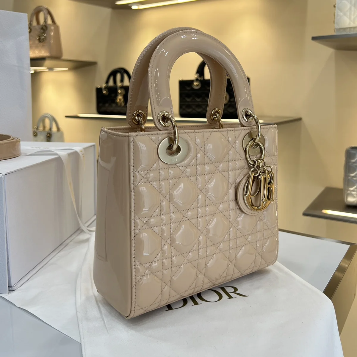 高仿名牌包Dior Lady 米色斜挎包PM-M0531正品級別-貨到付款