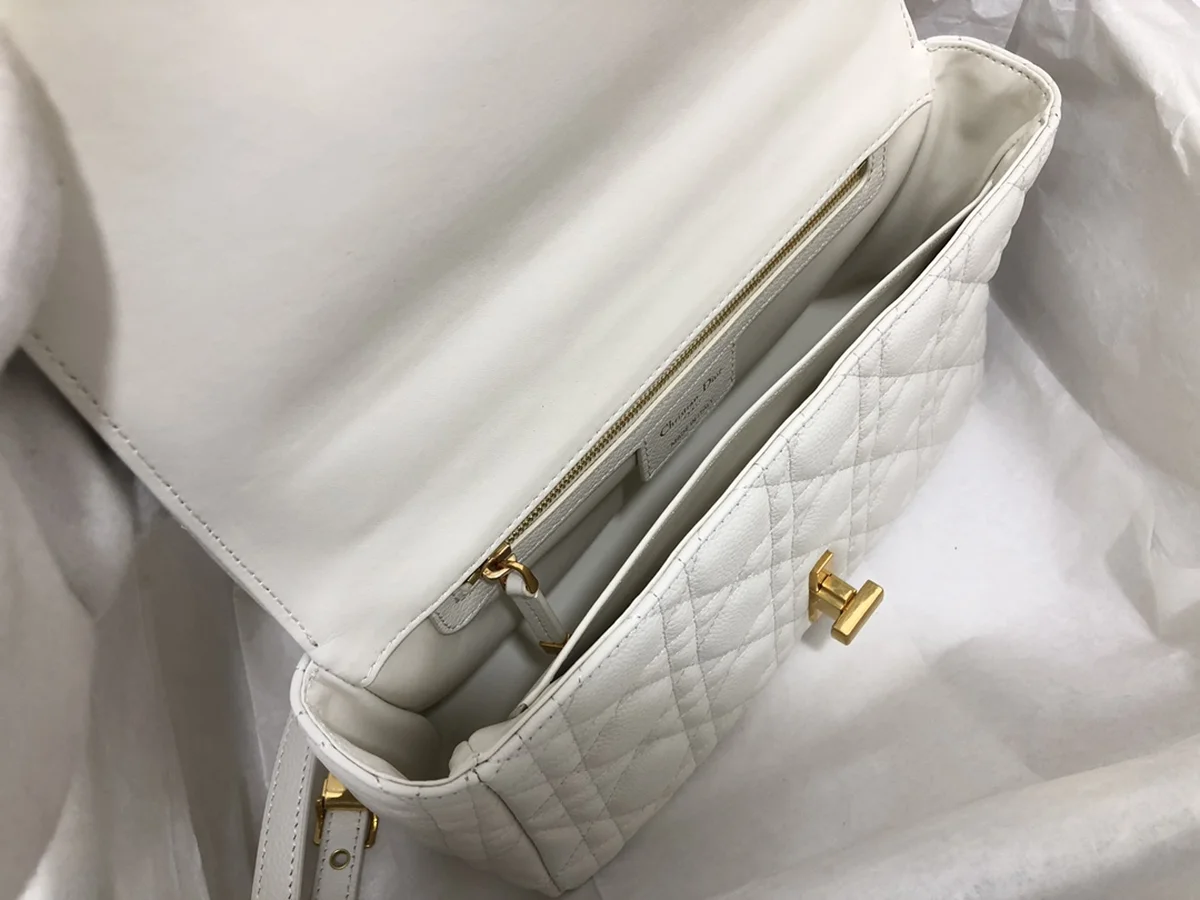 高仿名牌包Dior Caro 象牙色 小牛皮斜挎包MM-M9242正品級別-貨到付款