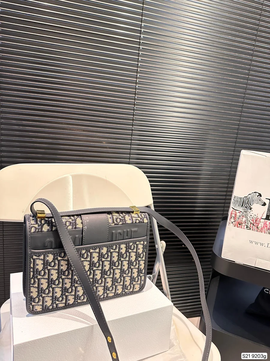高仿名牌包Dior 30 Montaigne 藍色肩背袋MM-M9203正品級別-貨到付款