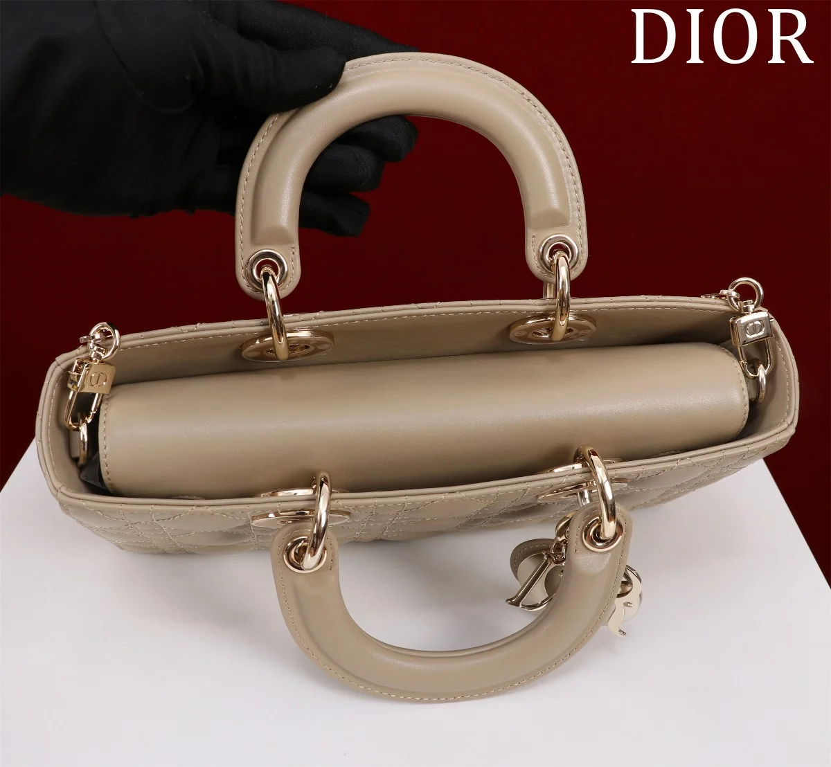 高仿名牌包Dior Lady 沙色 羊皮斜挎包MM-M0540正品級別-貨到付款