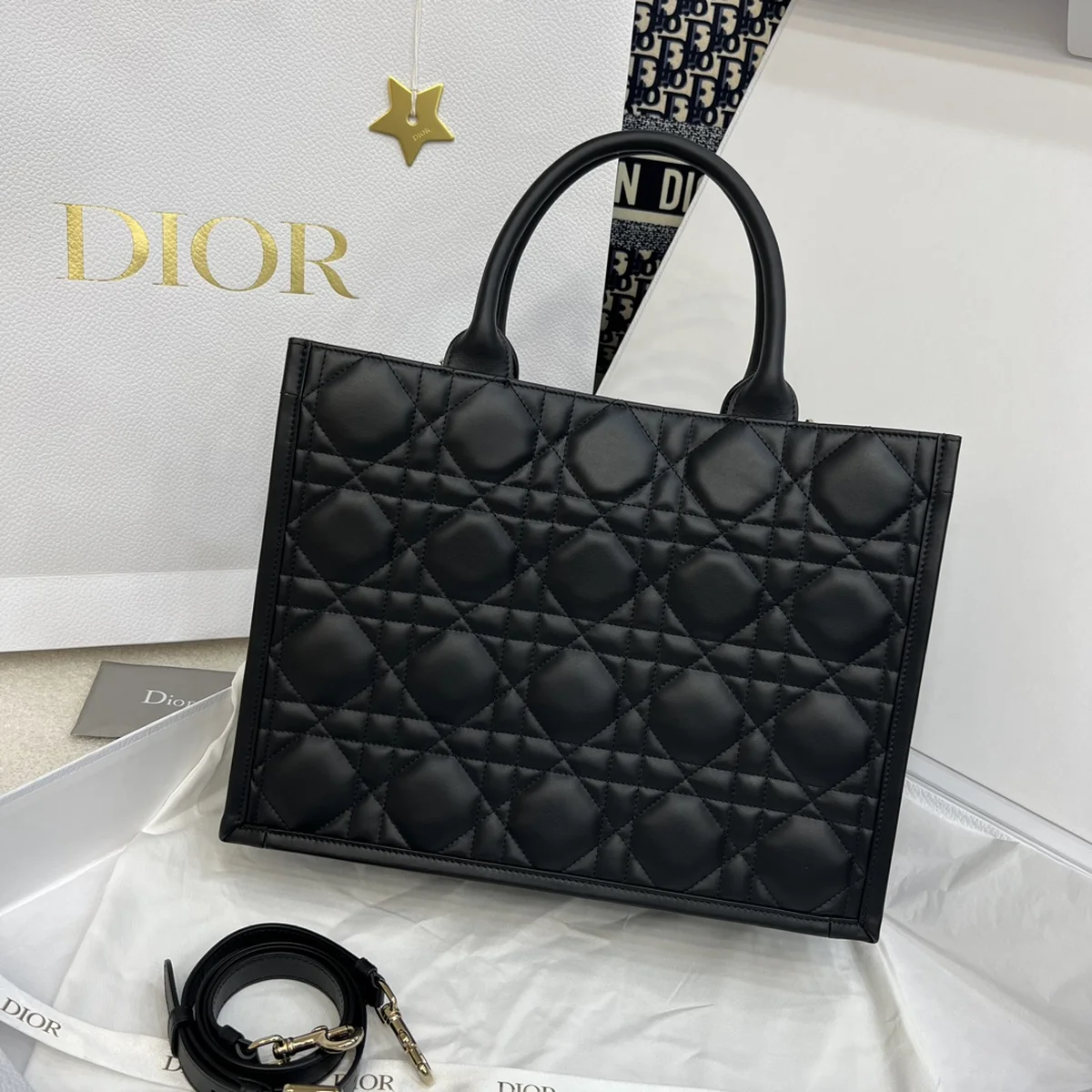 高仿包直銷Dior Book 黑色托特包包MM-M1324正品級別-貨到付款