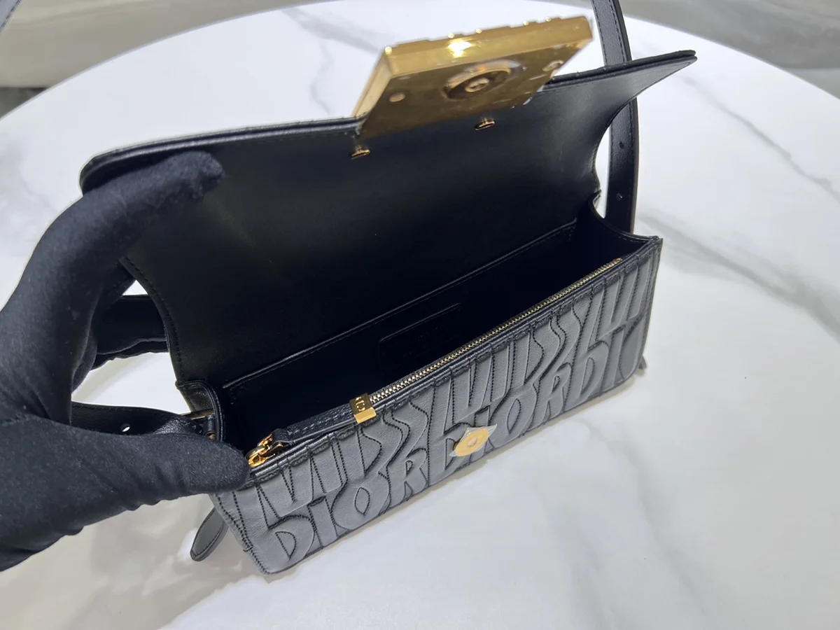 高仿包零售Dior Miss 黑色 小牛皮肩背袋PM-M2610正品級別-貨到付款