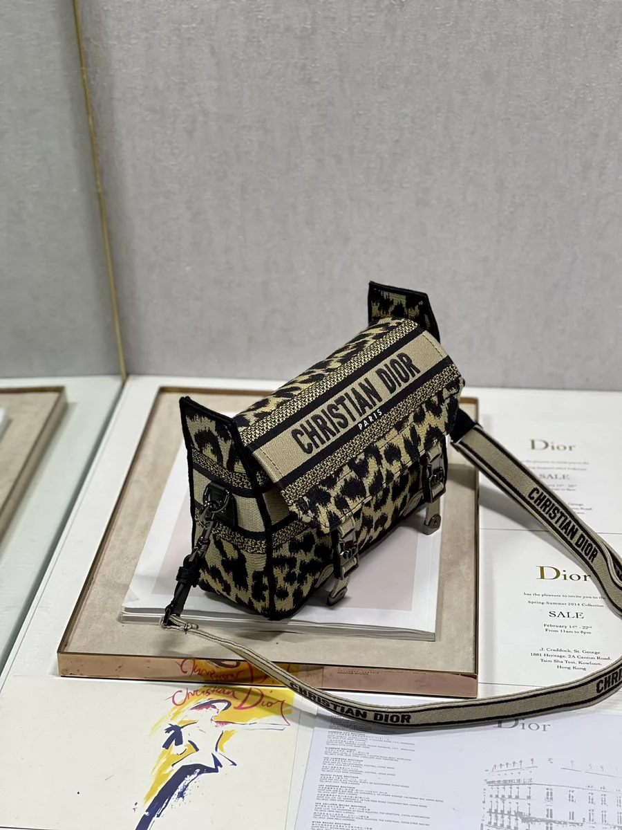 高仿奢侈品包Dior Oblique 藍色 布料斜挎包PM-M1241正品級別-貨到付款