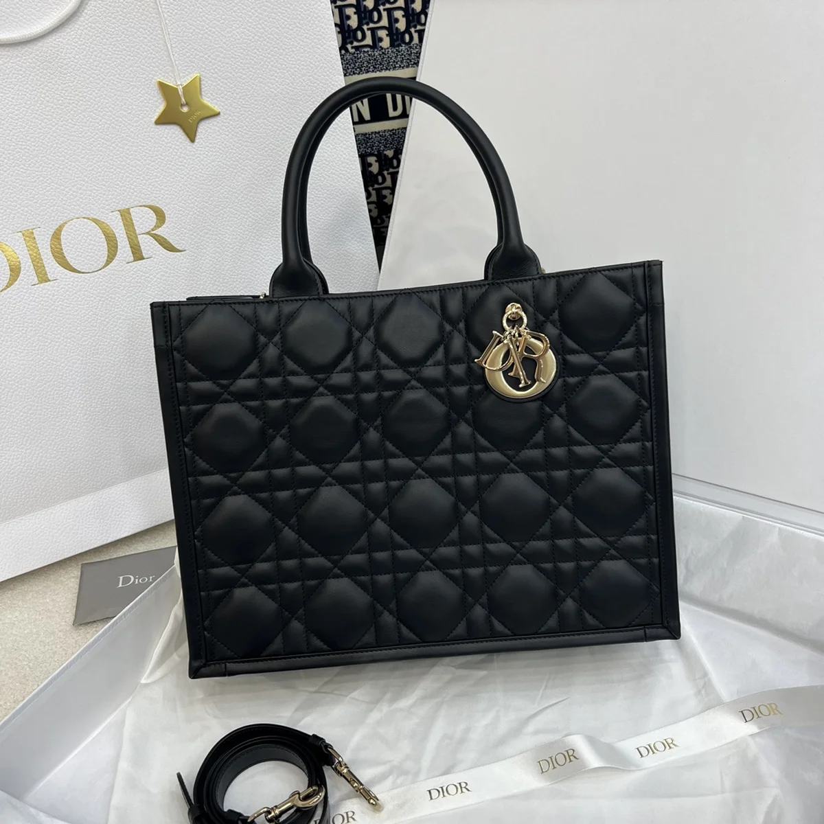高仿包直銷Dior Book 黑色托特包包MM-M1324正品級別-貨到付款