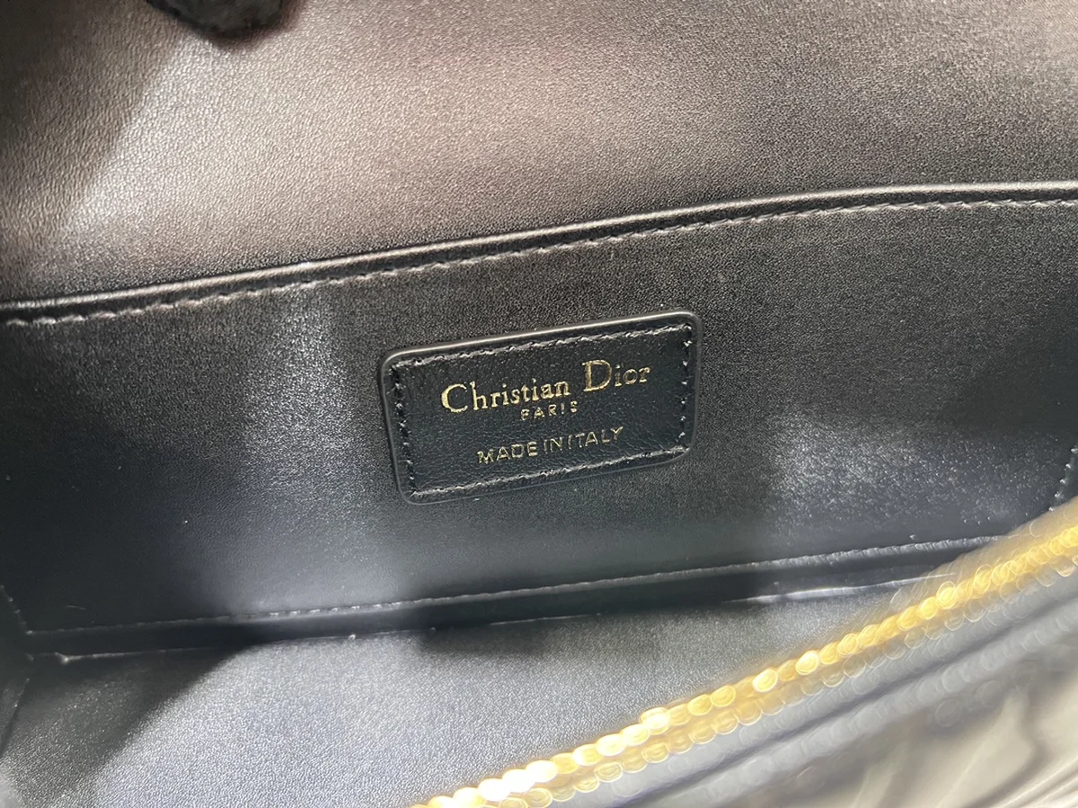 高仿包零售Dior Miss 黑色 小牛皮肩背袋PM-M2610正品級別-貨到付款