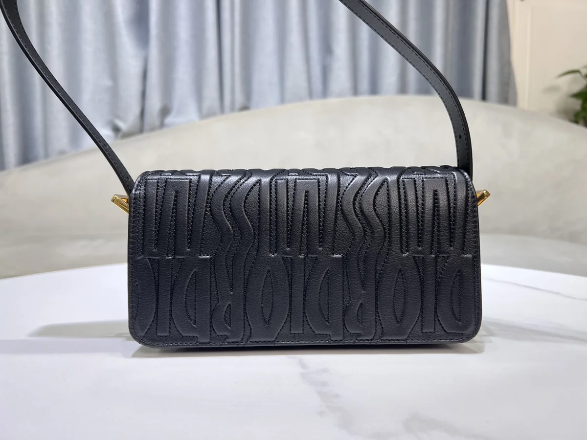 高仿包零售Dior Miss 黑色 小牛皮肩背袋PM-M2610正品級別-貨到付款