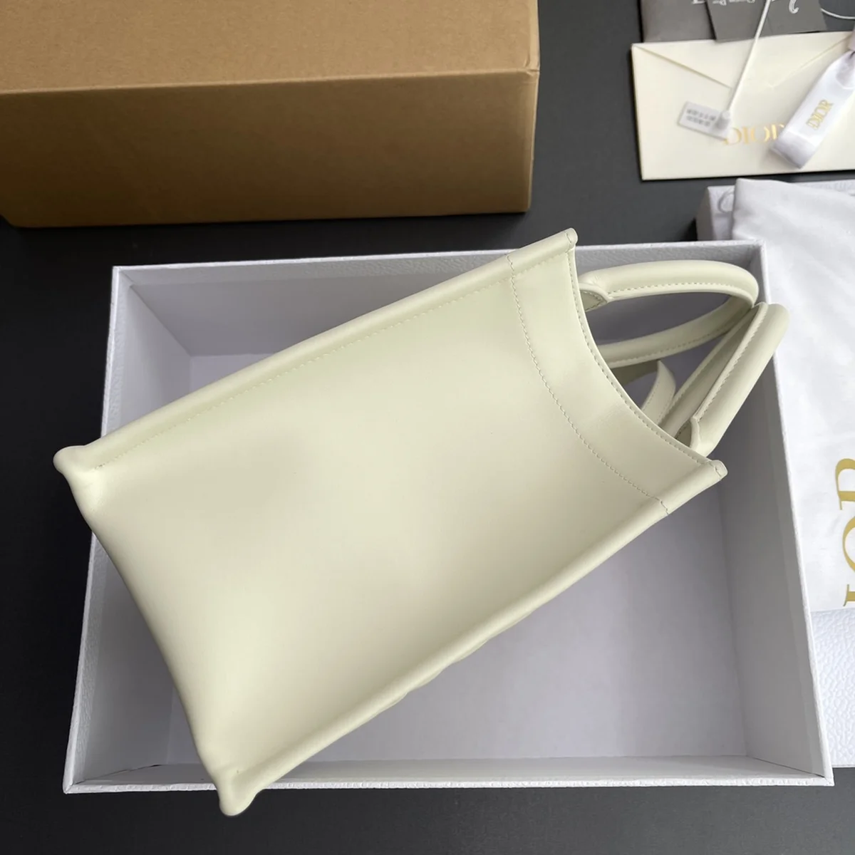 高仿奢侈品包Dior Book 奶白色托特包包PM-M1325正品級別-貨到付款